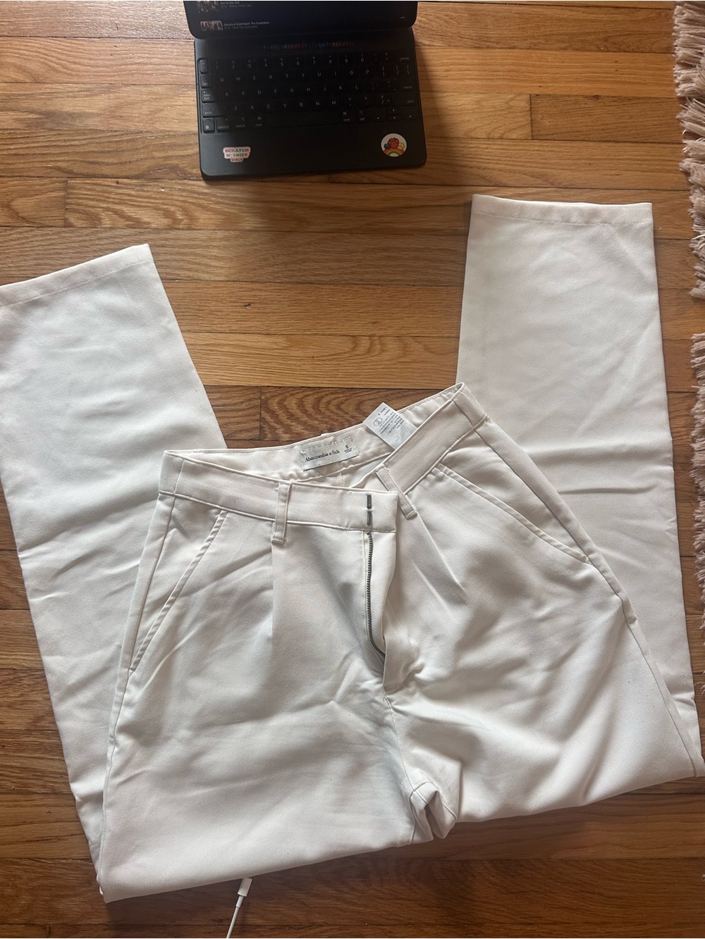 Abercrombie & Fitch White High-Rise Straight Leg Pants